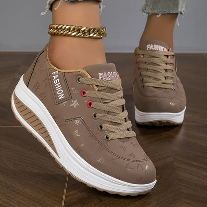 Komfortable og Åndbare Plateau Sneakers med Ortopædisk Støtte